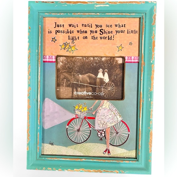 Creative Co-Op, Distressed, Vintage Bicycle Framed Art. 4” x 6” photo square - Picture 1 of 1